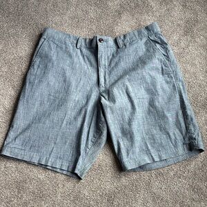 GAP Men's Light Blue Flat Front Shorts